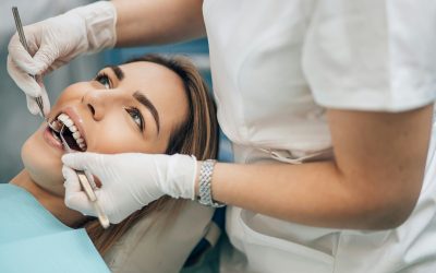 Los beneficios de una limpieza dental
